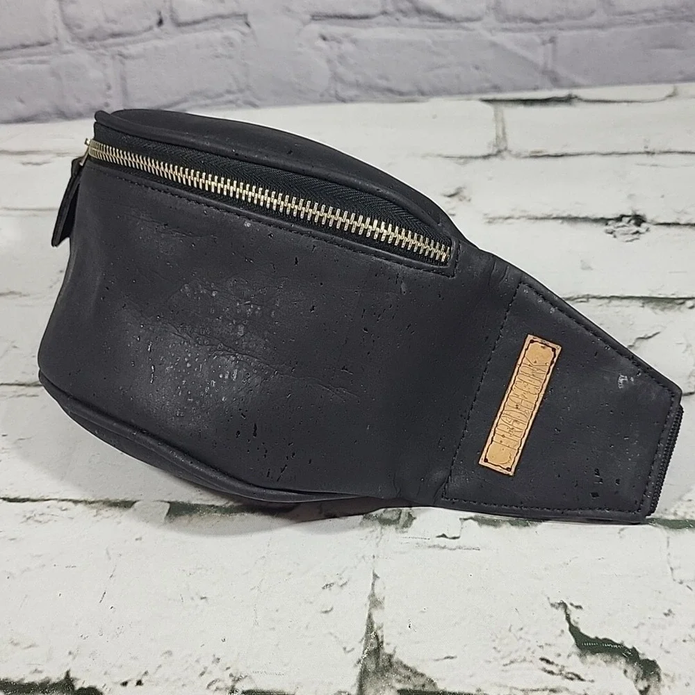 Tiradia Cork Journey Belt Bag‎ Fanny Pack Black Vegan Leather Eco Wanderer